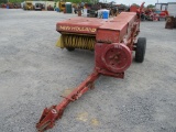 NEW HOLLAND 275 SQ BALER