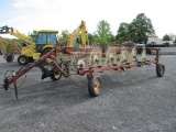 HESSTON 12 WHEEL V-RAKE W KICKERWHEELS