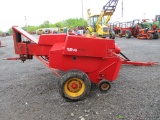 MASSEY FERGUSON 124 SQ BALER