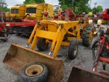 JOHN DEERE 302-A TRACTOR LOADER