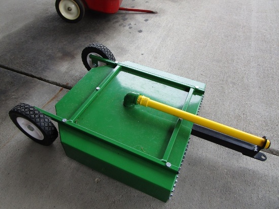 GREEN PEDDLE TRACTOR BUSHHOG