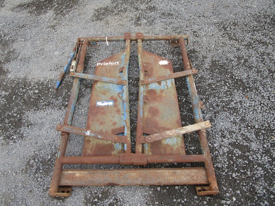 PRIEFERT HEAD GATE