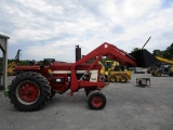 IH 766 TRACTOR W LOADER