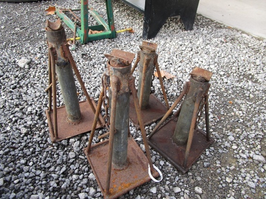 4) CUSTOM JACK STANDS