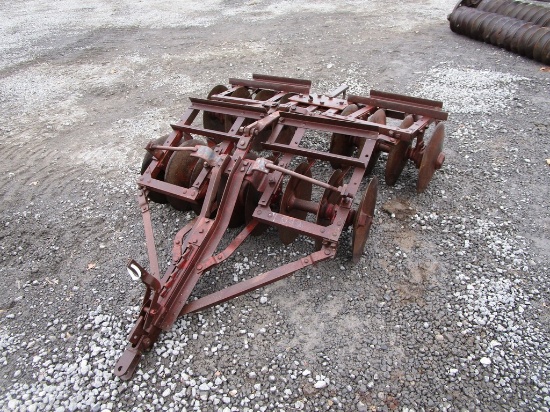 IH CUB DRAG DISC