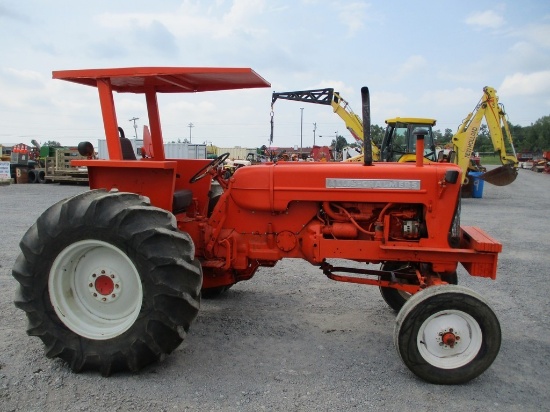 AC D-17 DIESEL TRACTOR