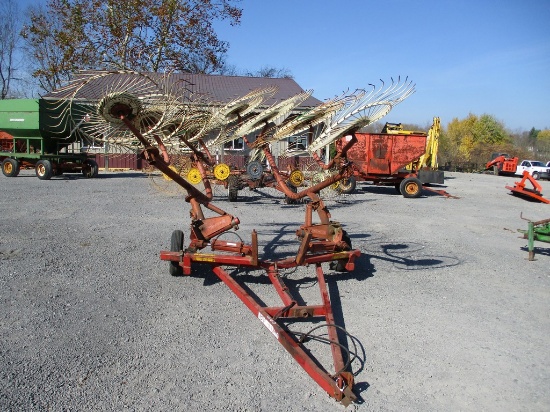 WALTON 8 WHEEL V-RAKE