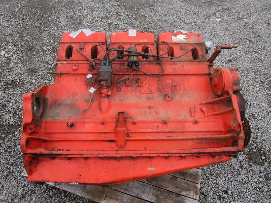 CASE 6 CYLINDER GAS ENGINE