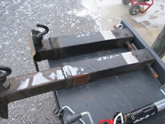 2 TRAILER JACKS