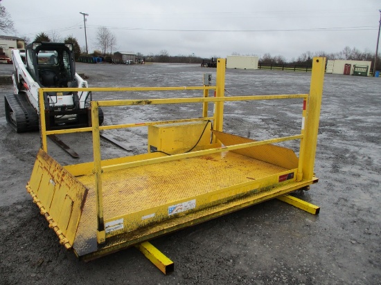 ADVANCE LIFTS 65610 DOCK LIFT