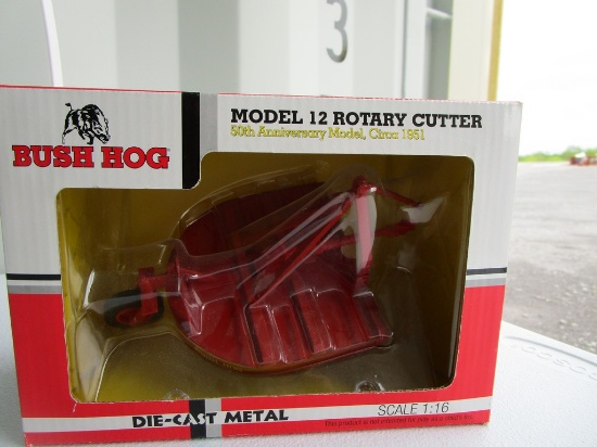 TOY BUSHHOG MODEL 12 3PT MOWER