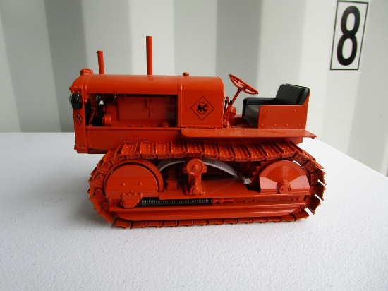 TOY ALLIS-CHALMERS CRAWLER