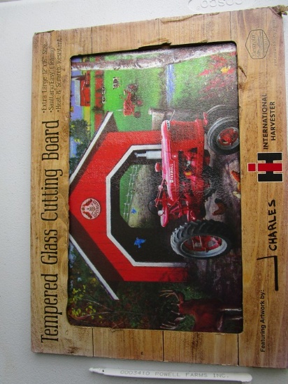 FARMALL TEMPERED GLASS CUTTING BOARD
