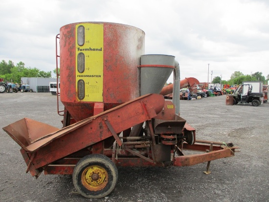 FARMHAND GRINDER MIXER