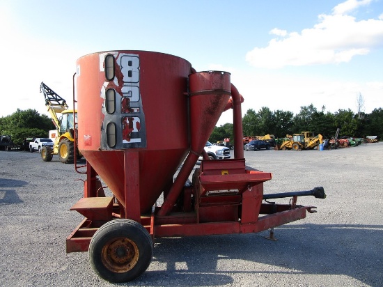 FARMHAND 822 GRINDER MIX