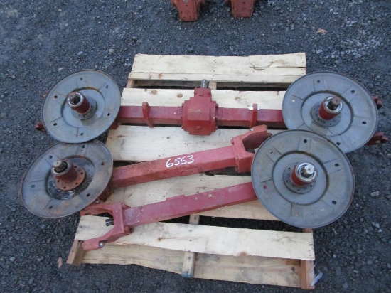 PALLET OF TEDDER PARTS