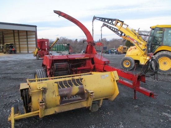 NEW HOLLAND 900 CHOPPER W HAY HEAD