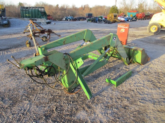 JOHN DEERE 48 LOADER W BRACKETS