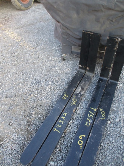 PAIR UNUSED 48" PALLET FORKS