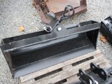 GIYI 3T HYD TILT BUCKET