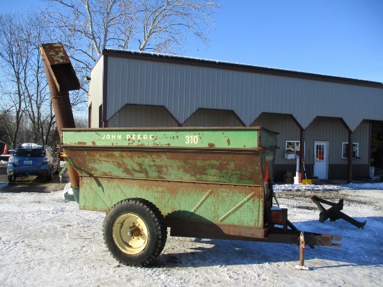 JOHN DEERE 310 FEED CART