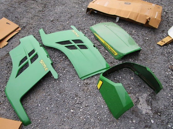 JOHN DEERE 5075E  HOOD, SIDE PANELS, AND COWEL