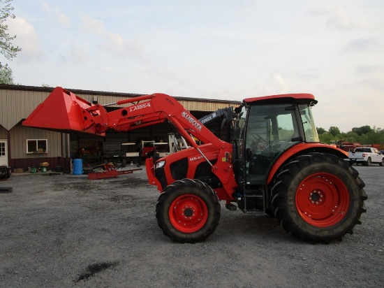 KUBOTA M5-091 W/ KUBOTA LA1854 LOADER