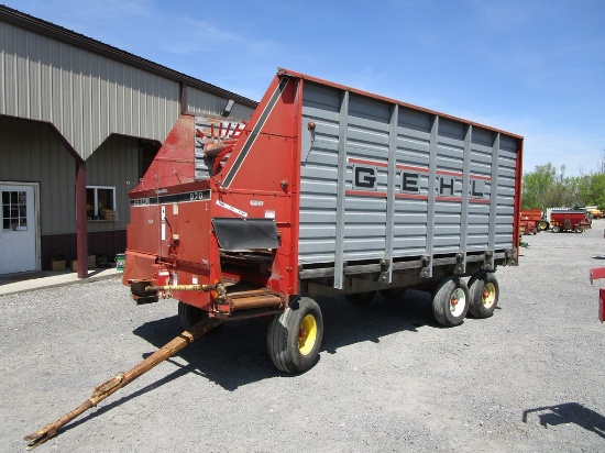 GEHL 970 SILAGE WAGON