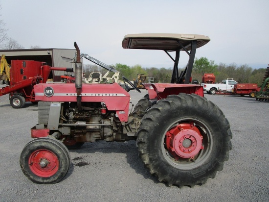 MASSEY FERGUSON 165 TRACTOR