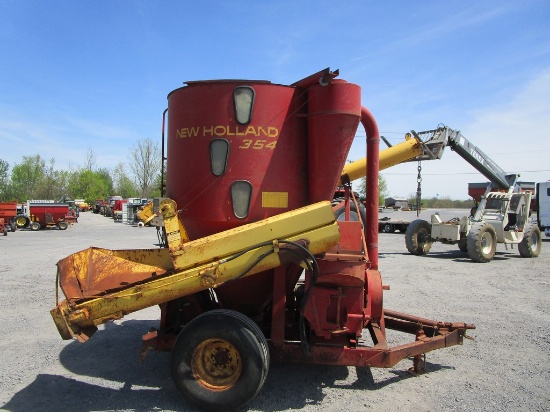 NEW HOLLAND 354 GRINDER MIXER