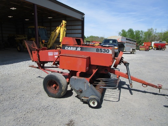 CASE IH 8530 INLINE SQ BALER