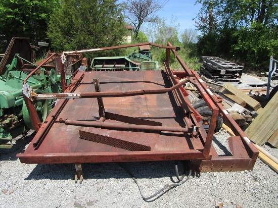 HOELSCHER 1000 BALE ACCUMULATOR