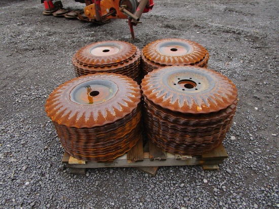 PALLET OF VERTICAL BLADES 21"