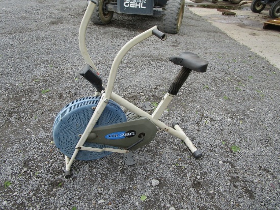 EXCEL 286 WORKOUT BIKE
