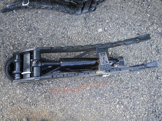 FUTURE 7T HYD THUMB CLAMP
