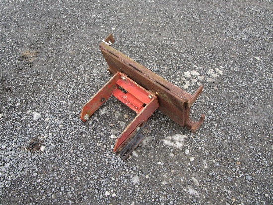FRONT MOUNT FOR POST DRIVER