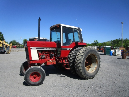 IH 1086 W DUALS