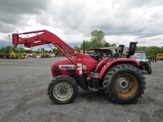 MAHINDRA 7060 TURBO TRACTOR W LOADER