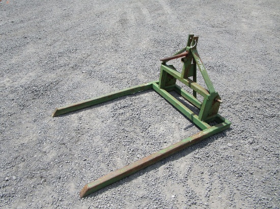 GREEN 3PT BALE FORK