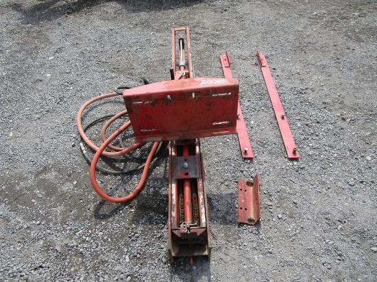 SHAVER 8" FRONT MOUNT POST DRIVER