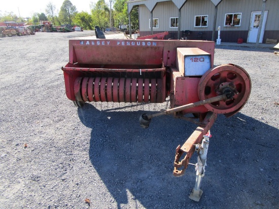 MF 120 SQ BALER