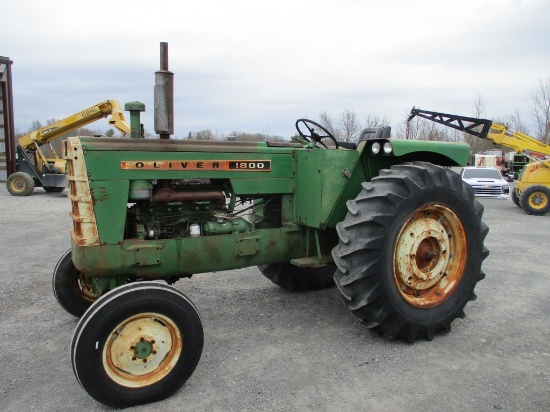OLIVER 1800 STANDARD TRACTOR