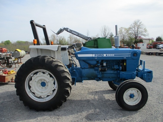 FORD 5600 TRACTOR