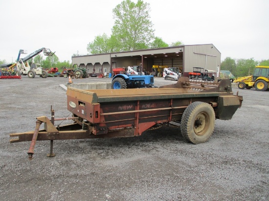 NEW IDEA 213 MANURE SPREADER
