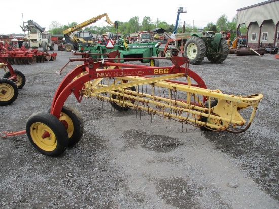 NEW HOLLAND 256 DOLLY RAKE