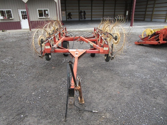 H&S BIFOLD 8 WHEEL RAKE