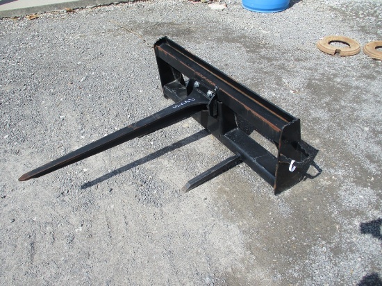 JOHN DEERE WORKSITE PRO SKIDSTEER BALE SPEAR
