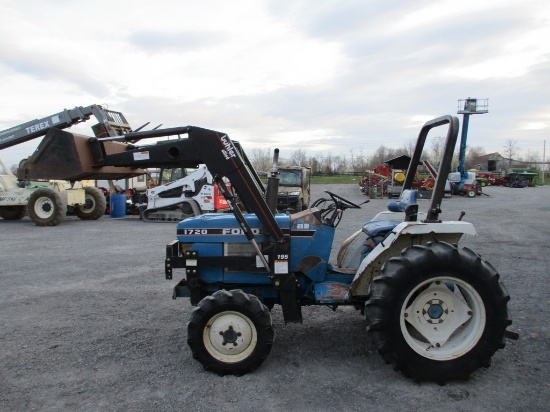 FORD 1720 W BUHLER LOADER