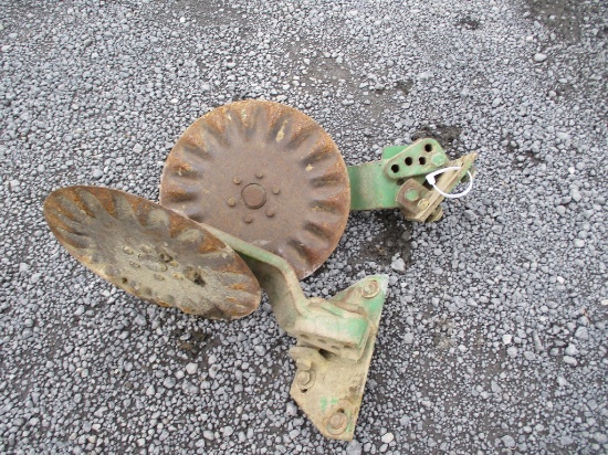 2) JOHN DEERE NO-TILL COULTERS