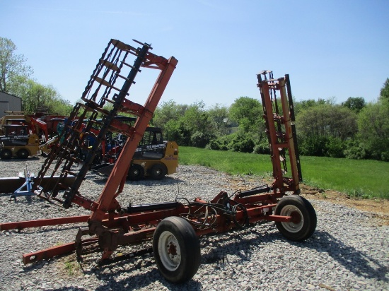 UNVERFERTH ROLLING HARROW W SPIKE DRAG